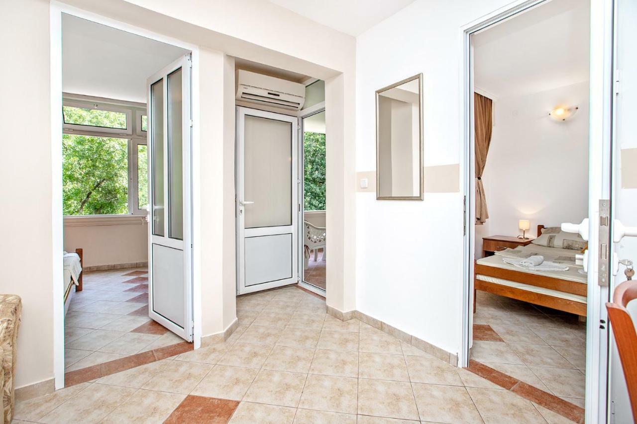 Apartments Villa Popovic Kotor Exterior foto